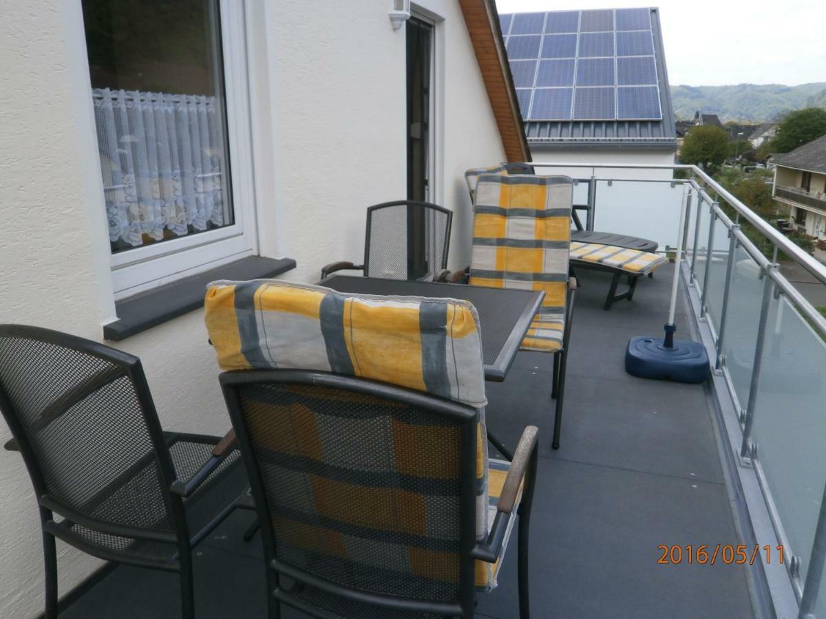 Fewo Moselblick Apartamento Ernst Exterior foto